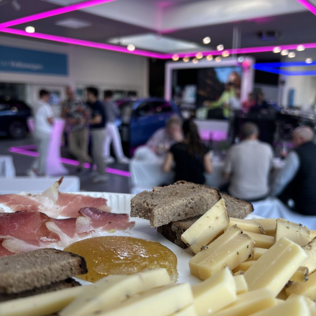 Auto-Müller Hüttenberg, Markteinführungs Event ID. Polo Käse_Schinken